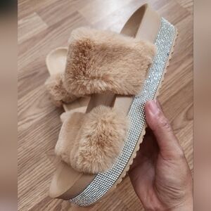 Bamboo open toes Fuzzy platform flats